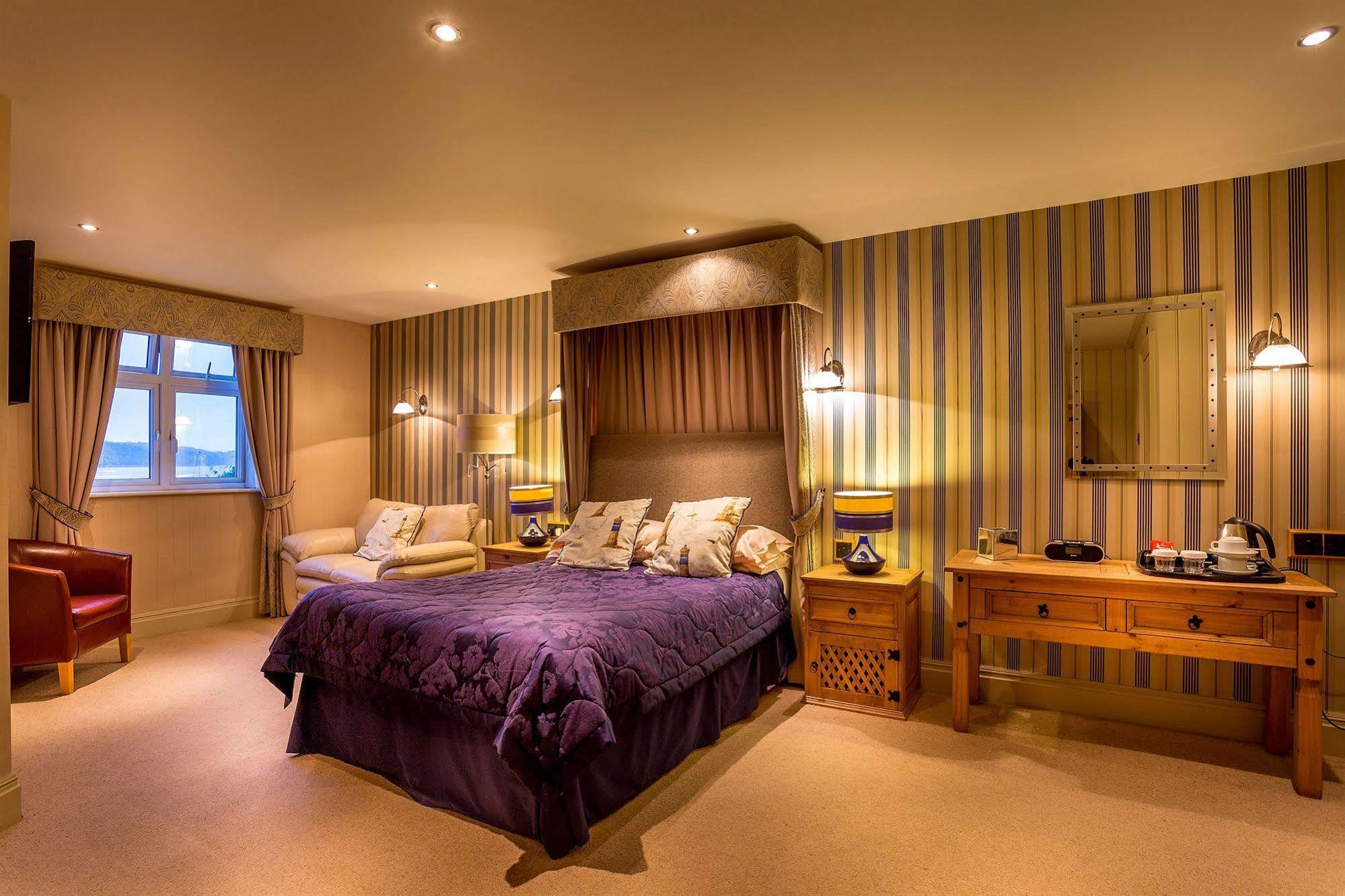 Gazelle Hotel Menai Bridge Eksteriør bilde